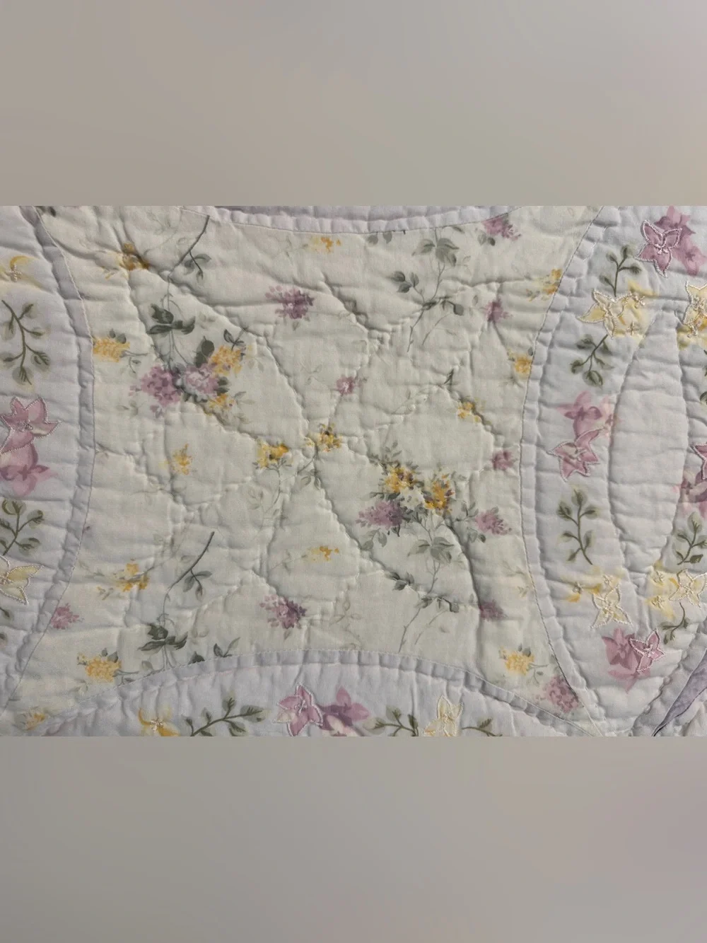 VTG Rachel Ashwell Shabby Chic Queen/Full Quilt Set 2 Shams Floral Patchwork